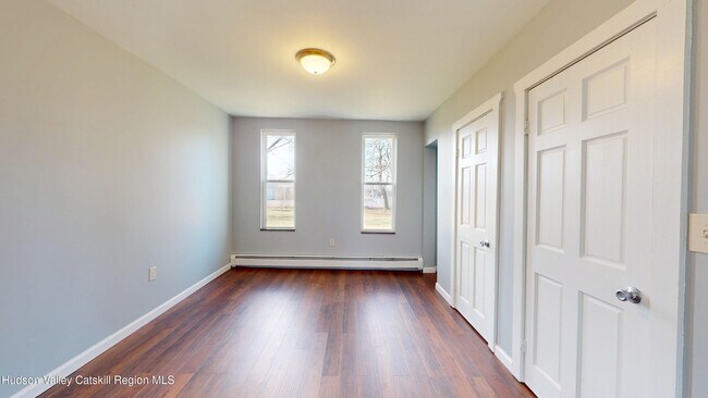 Building Photo - 16 Bailey St