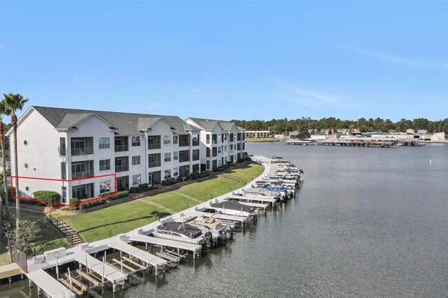 Building Photo - 168 Lake Point Blvd