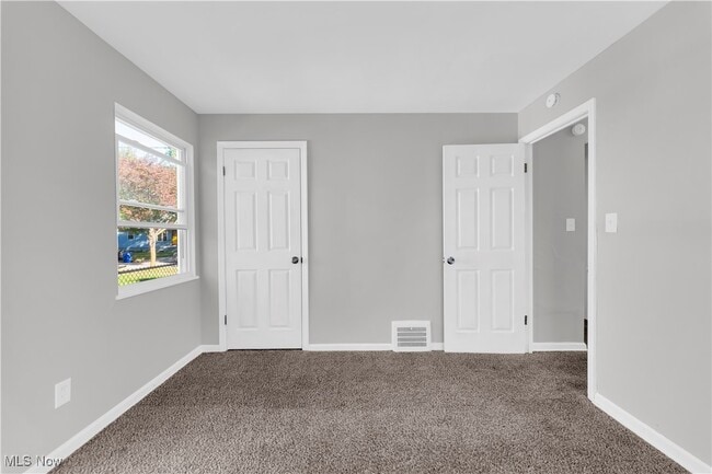 Building Photo - 17106 Holly Hill Dr
