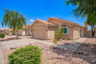 Building Photo - 2015 E Glenhaven Dr