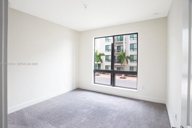 Building Photo - 8167 NW 41st St