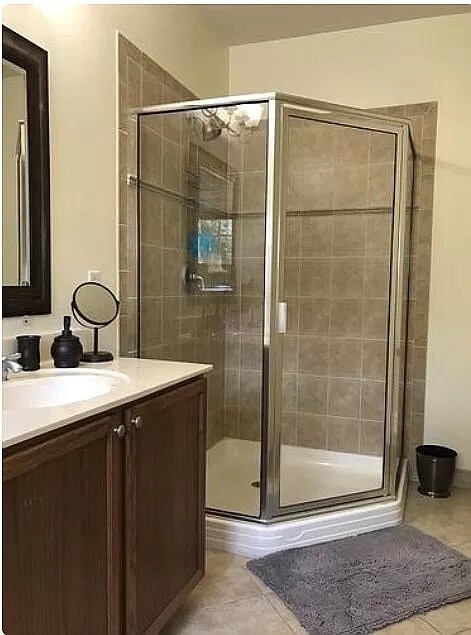 Master Bath - 108 Locustberry Ln