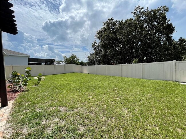 Building Photo - 689 Crown Rose Dr