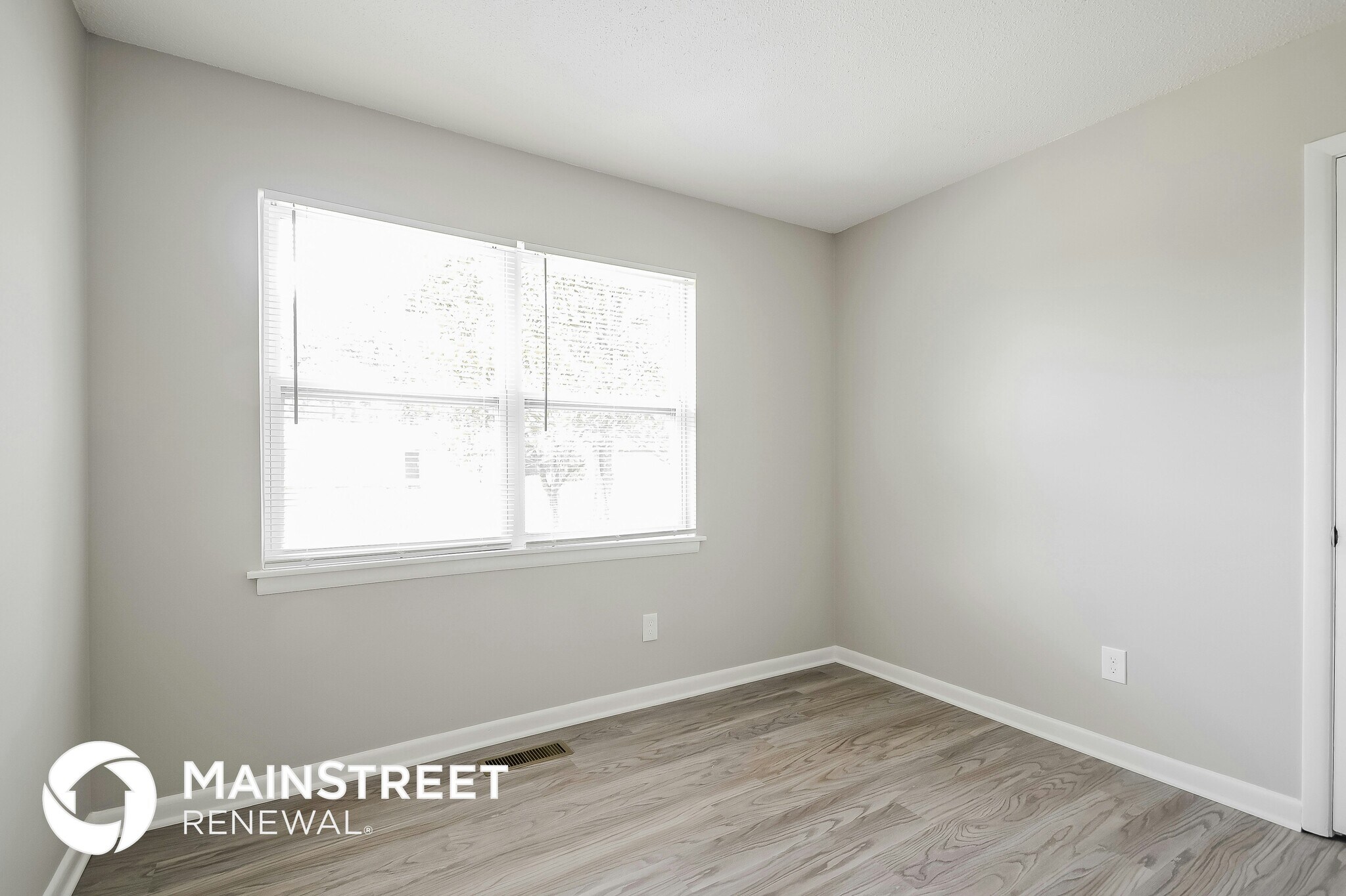 Building Photo - 2834 Micmac Dr