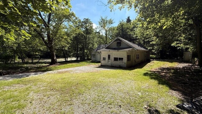 Building Photo - 629 Portage Lakes Drive