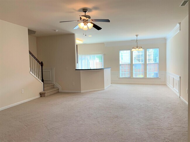 Building Photo - 1138 Kingston Grove Dr