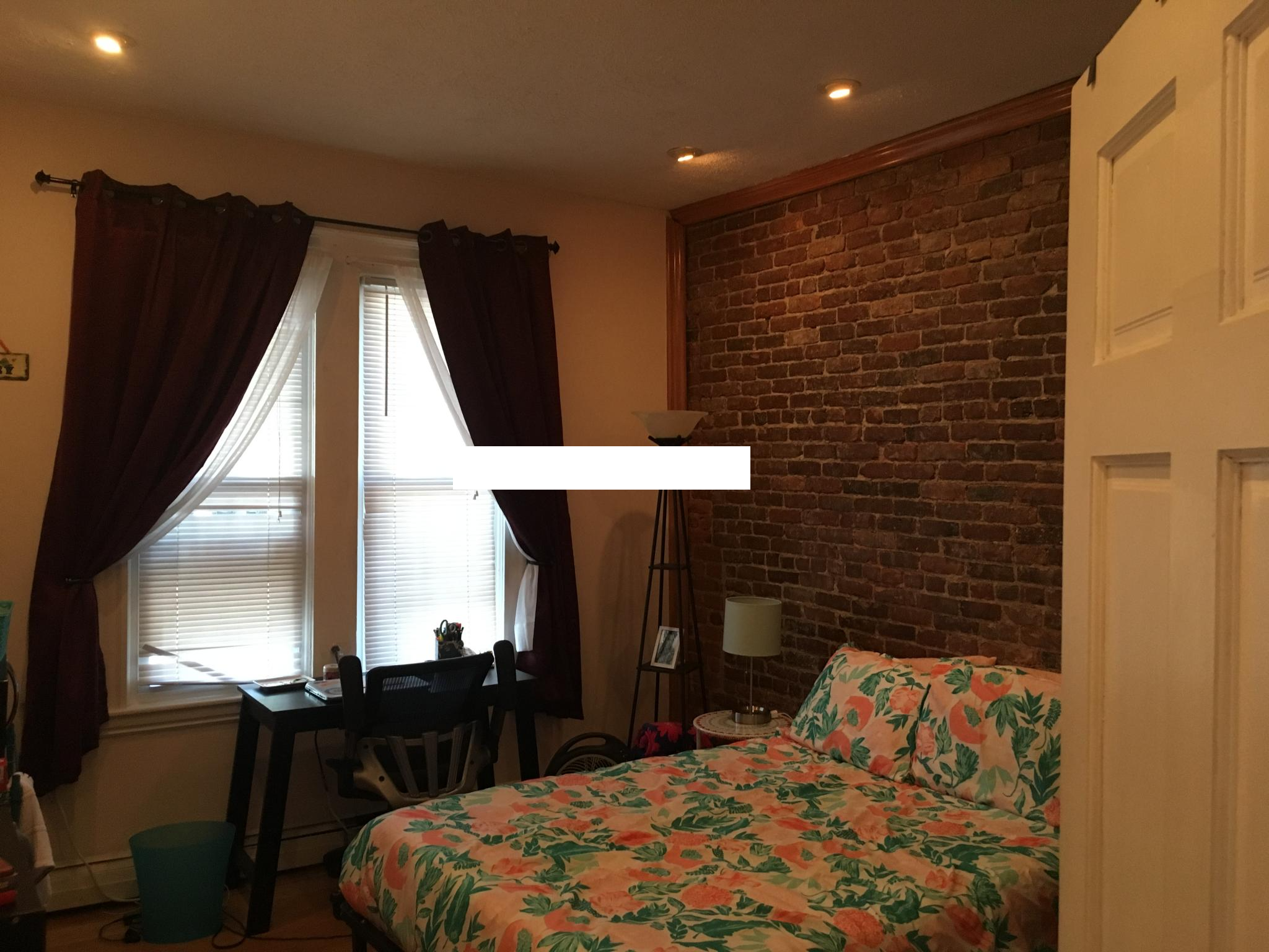 Building Photo - 24 S Huntington Ave