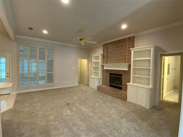 Building Photo - 321 Chantilly Ct