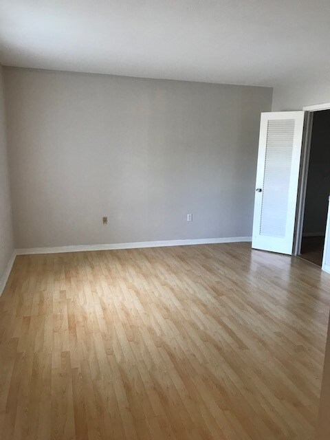 Building Photo - 8475 SW 94th St