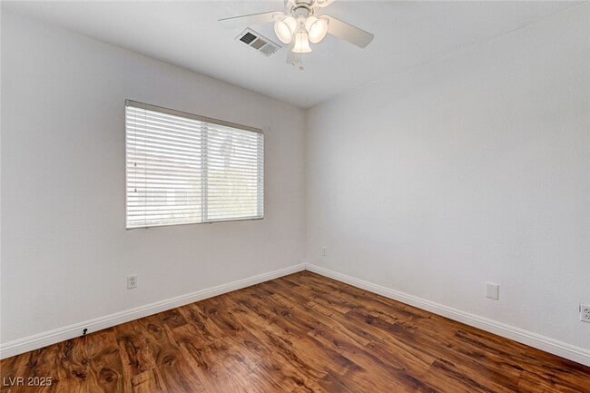 Building Photo - 10204 Lemon Thyme St