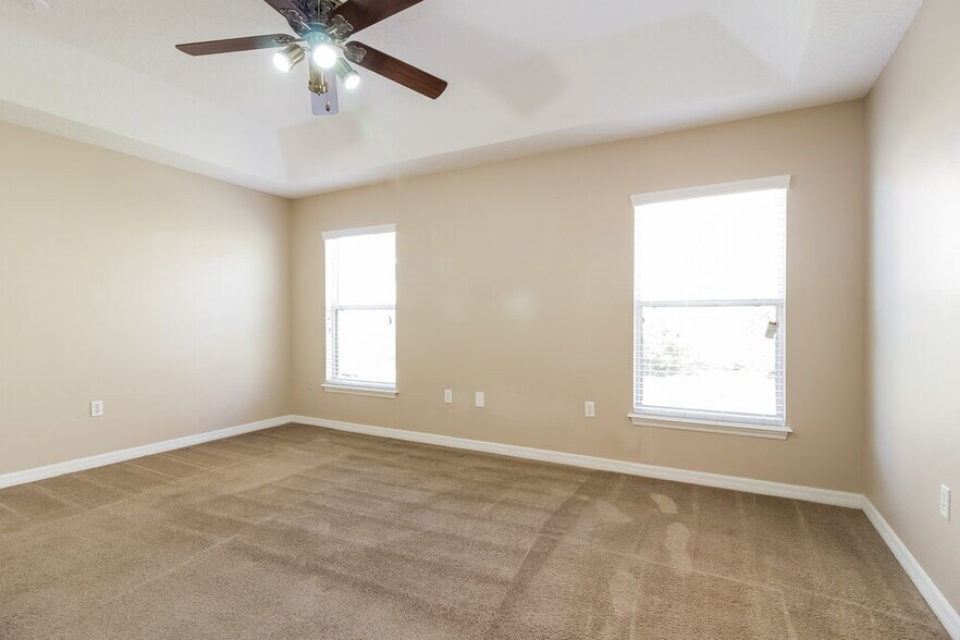 Building Photo - 13013 Baybrook Ln