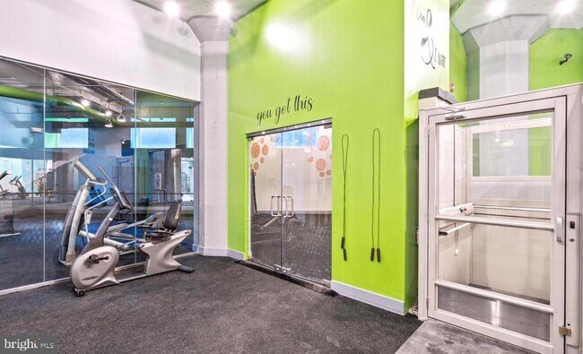 Building Photo - 1100 S Broad St