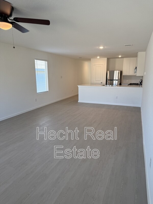 Building Photo - 1526 Tiptop Mdw