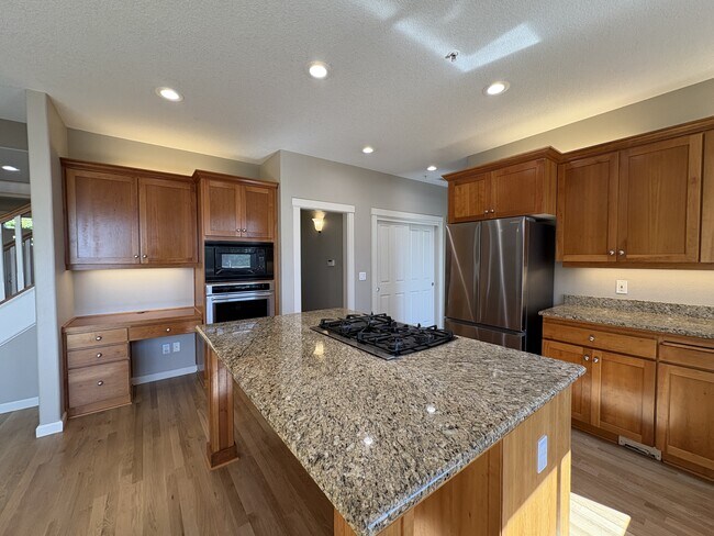 Building Photo - 10630 SW Kable St