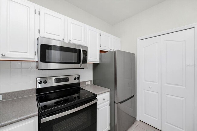 Building Photo - 2549 Maitland Crossing Way