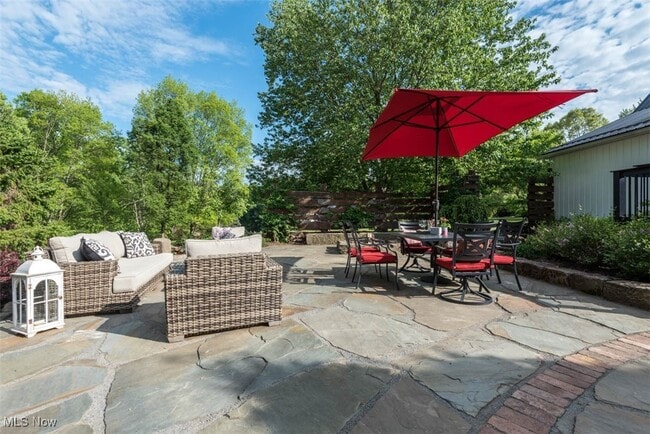 Building Photo - 6287 Riverview Rd