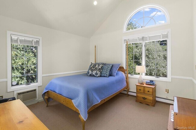 Building Photo - 42 Towd Point Rd