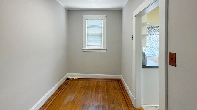 Building Photo - 3305 Moravia Rd