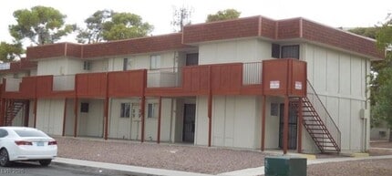 Building Photo - 5390 S Swenson St