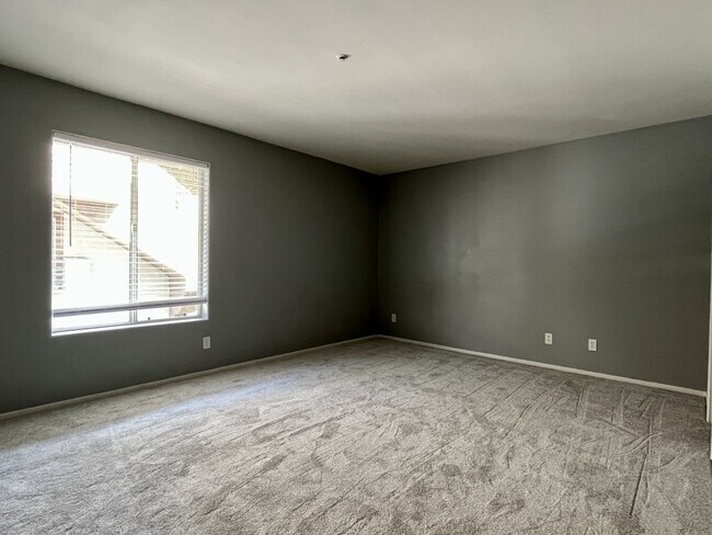 Building Photo - 12604 Carmel Country Rd