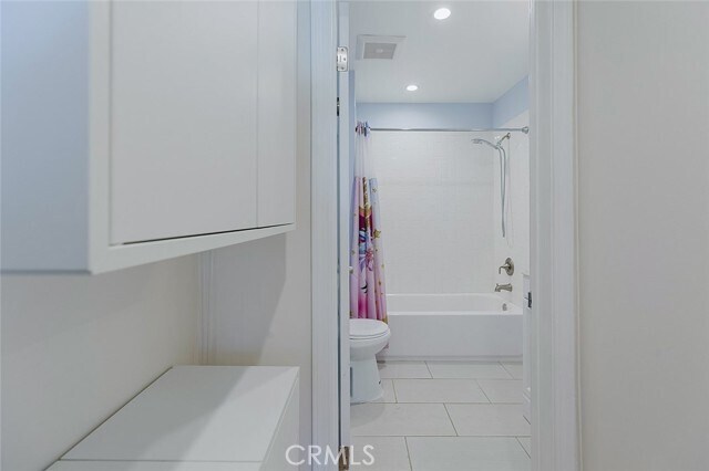 Building Photo - 17134 Sherman Way