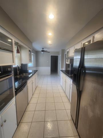 Building Photo - 3410 Whitehall Dr