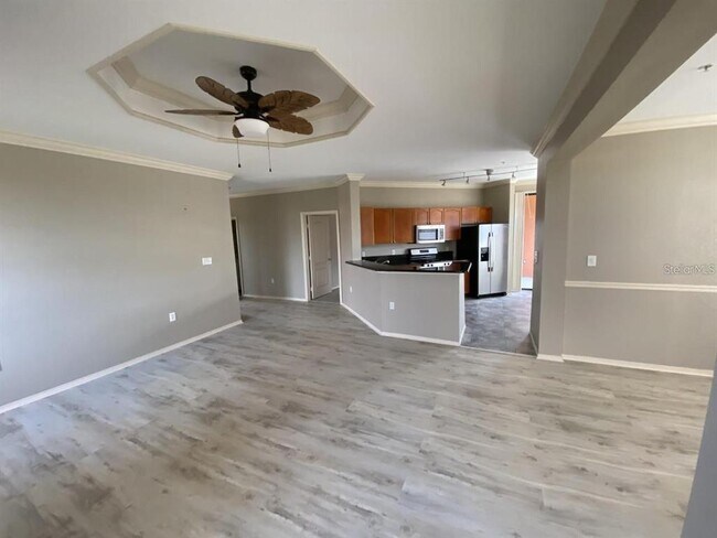 Building Photo - 2725 Via Cipriani