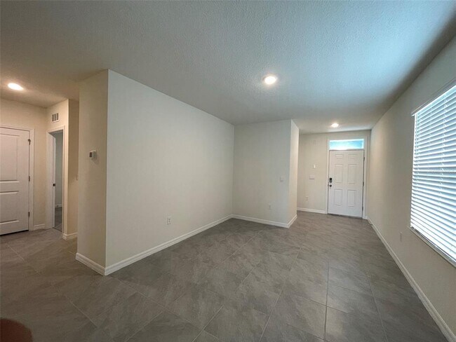 Building Photo - 8434 Hardy Bay Lp