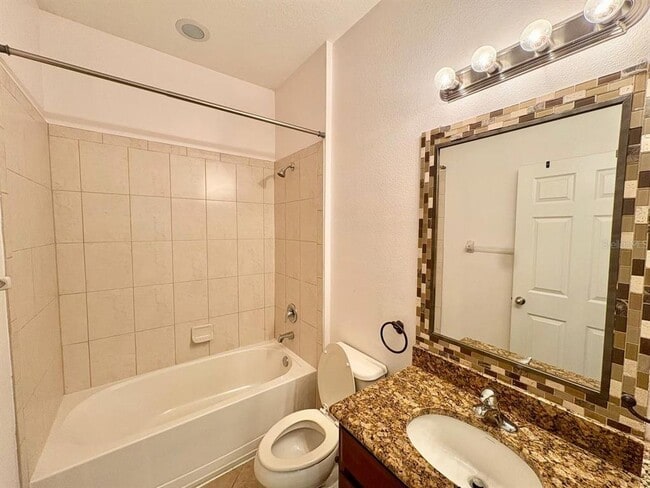 Building Photo - 12822 Hampton Hill Dr