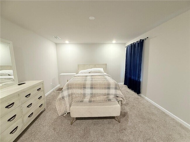 Building Photo - 10611 Burlington Estates Dr