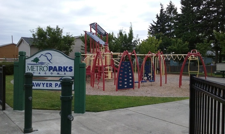 Sawyer Tot Lot Park - 3305 Sawyer St
