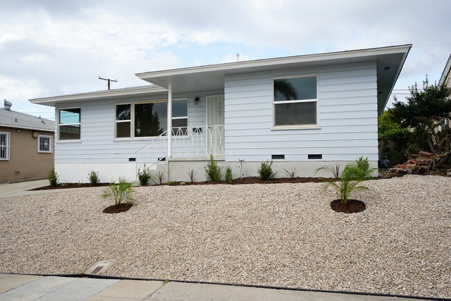 Primary Photo - 6118 Pembroke Dr