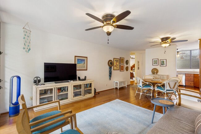 Building Photo - 1015 Aoloa Pl