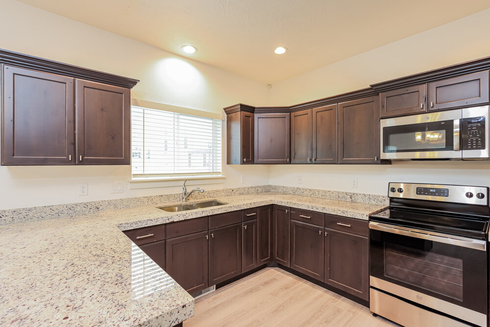 Building Photo - 4728 Rustic Ranch Way