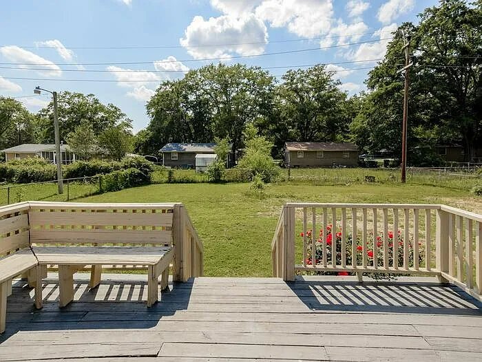 Building Photo - 414 Barclay Ave