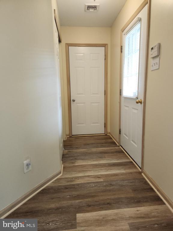 Building Photo - 21 Timberline Dr
