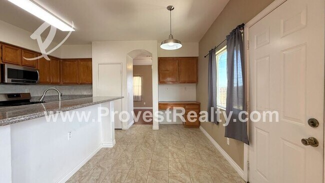 Building Photo - 15015 Kitfox Ln