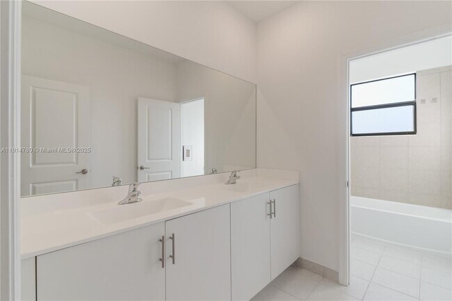 Building Photo - 22664 SW 130th Ave