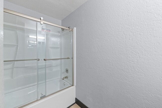 Building Photo - Palm Springs Villas Condo