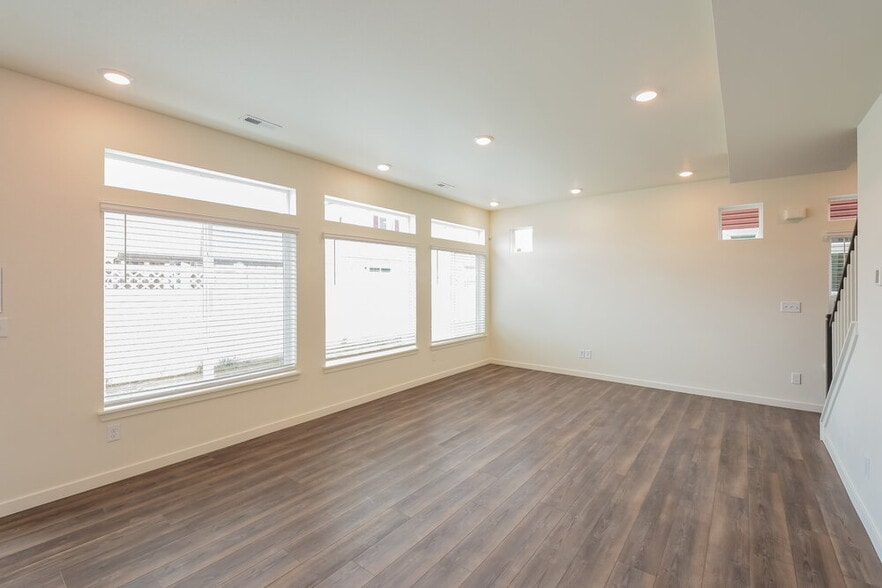 Building Photo - 4738 N Tower Dr