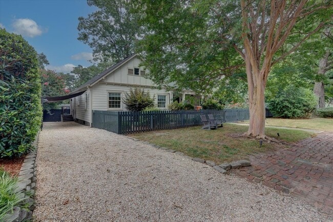 Building Photo - 2020 Tippah Ave