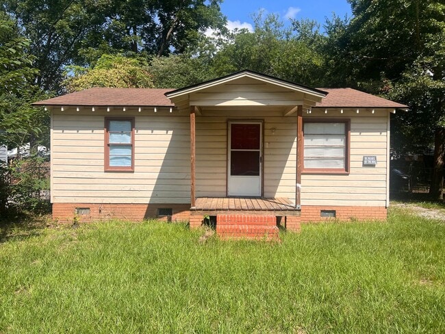 Primary Photo - Two bedroom /One bath house
