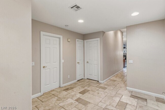 Building Photo - 8216 Rusty Sandstone Ct