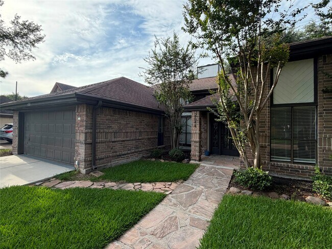 Building Photo - 2644 Hadley Cir