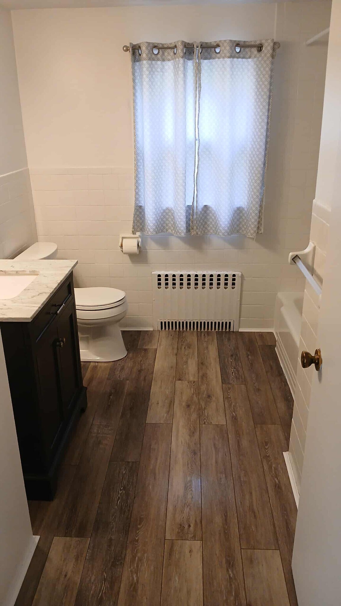 Building Photo - 17 Ontario Ave