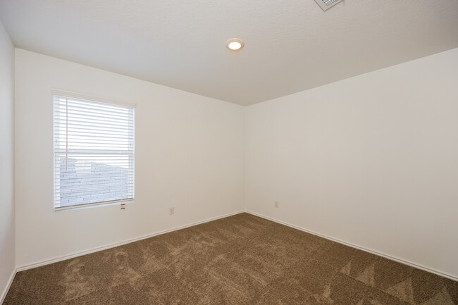 Building Photo - 8182 Nube Medina