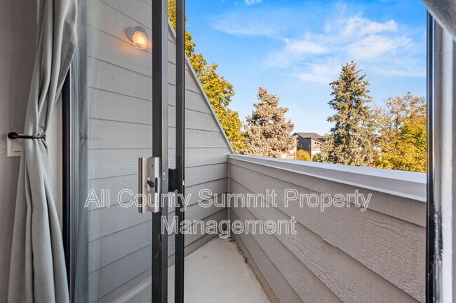 Building Photo - 12476 W Nevada Pl