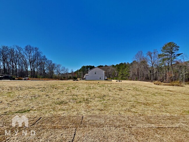 Building Photo - 349 Taverners Ln