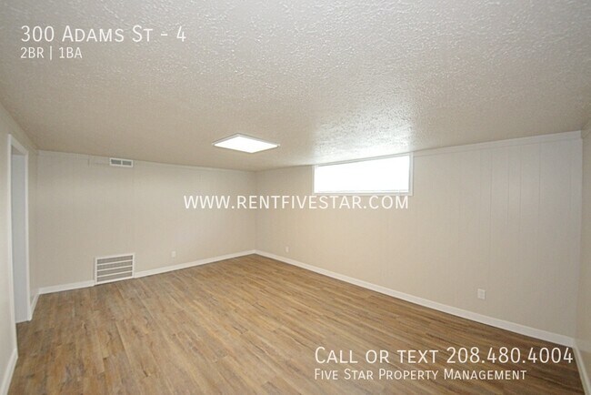 Building Photo - Beautiful 2 Bedroom 1 Bathroom Apartment i...