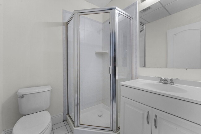 Building Photo - 1 Euclid Rd